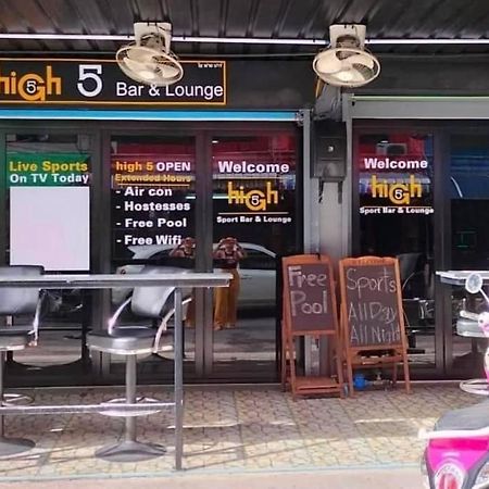 High5 Guesthouse Pattaya Exterior foto