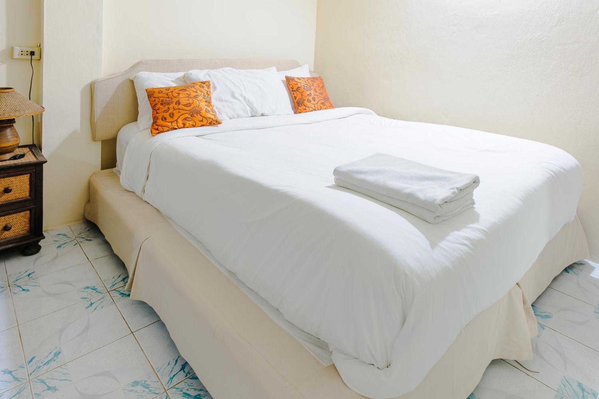 High5 Guesthouse Pattaya Exterior foto
