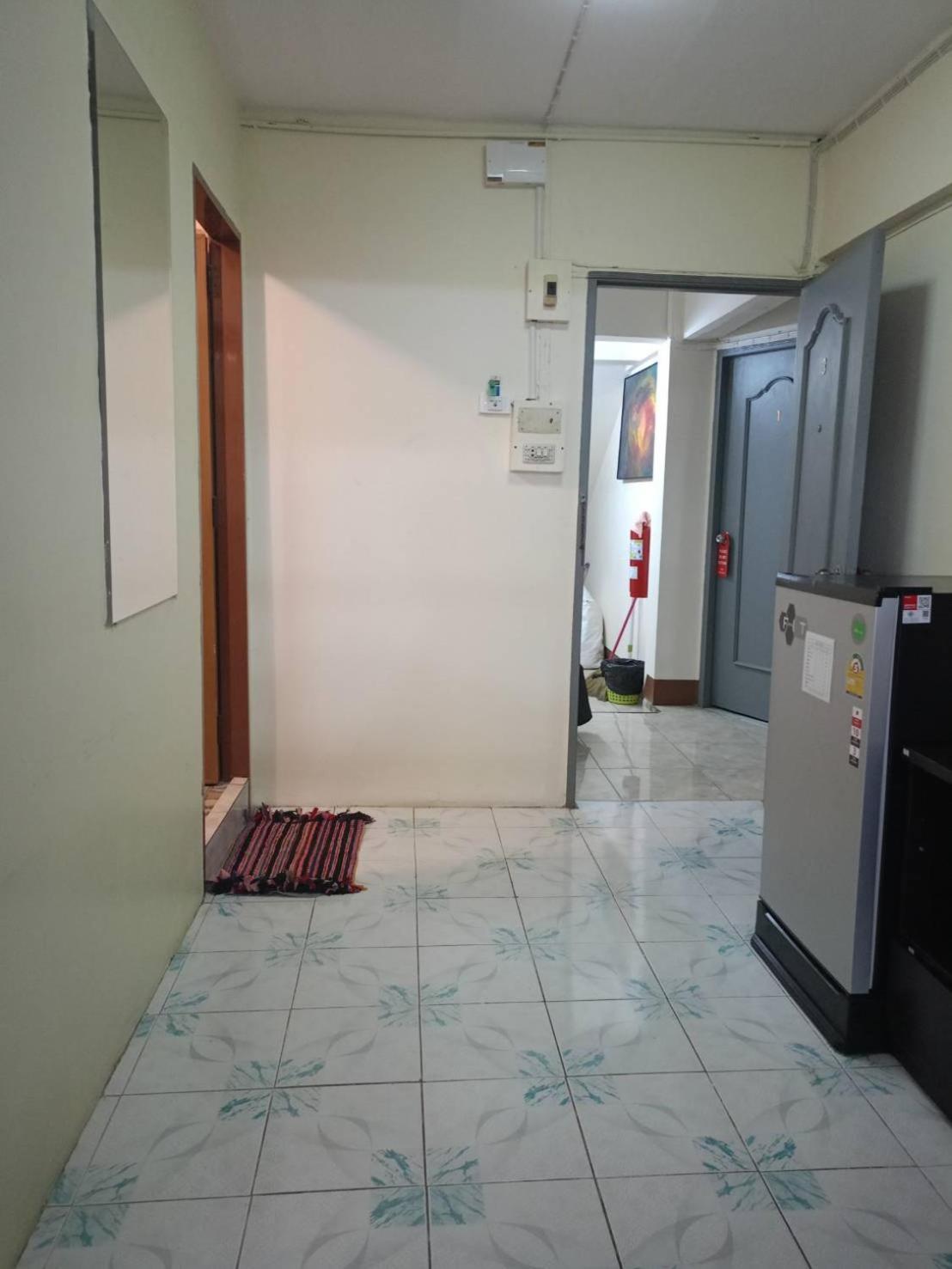 High5 Guesthouse Pattaya Exterior foto